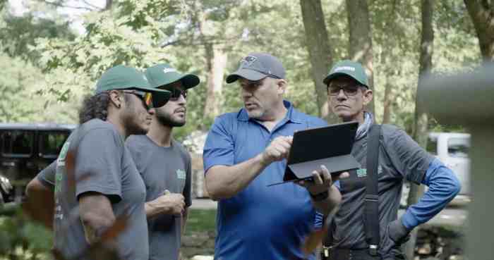 Fall is a good time to replace inefficient windows. NEWPRO Home ...